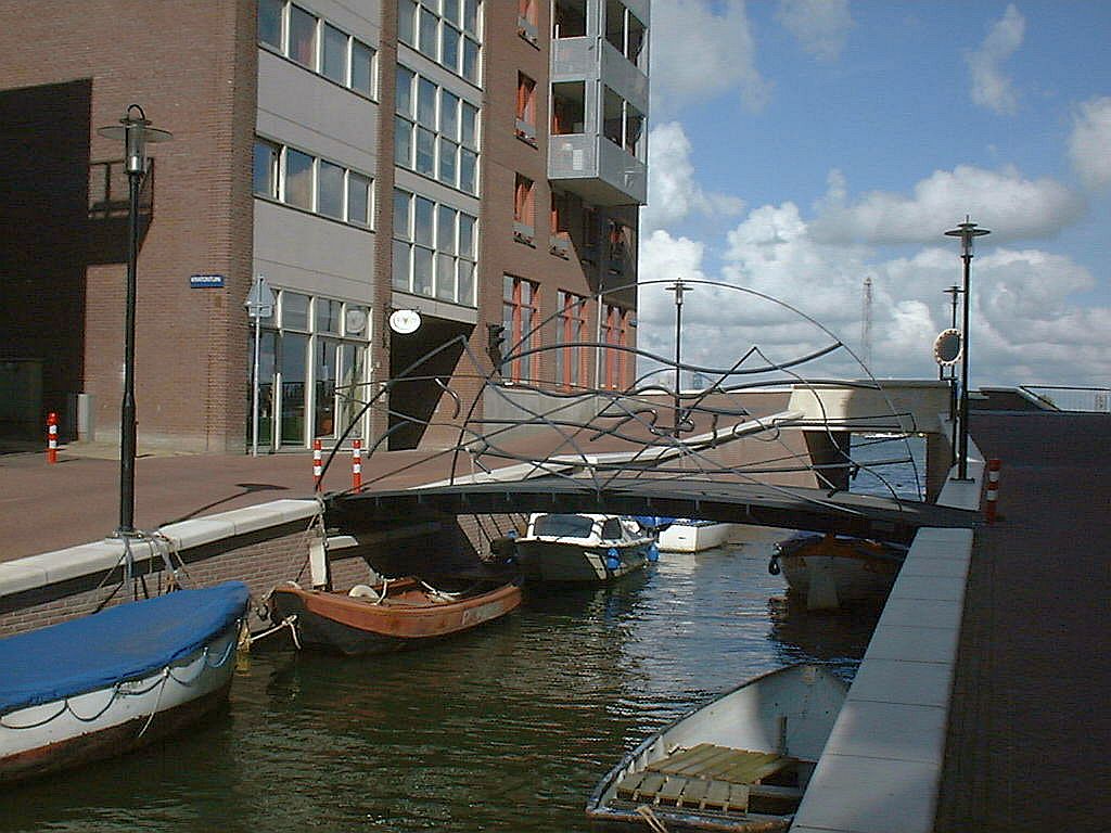 Conscience (Brug 1984) - Seranggracht - Amsterdam