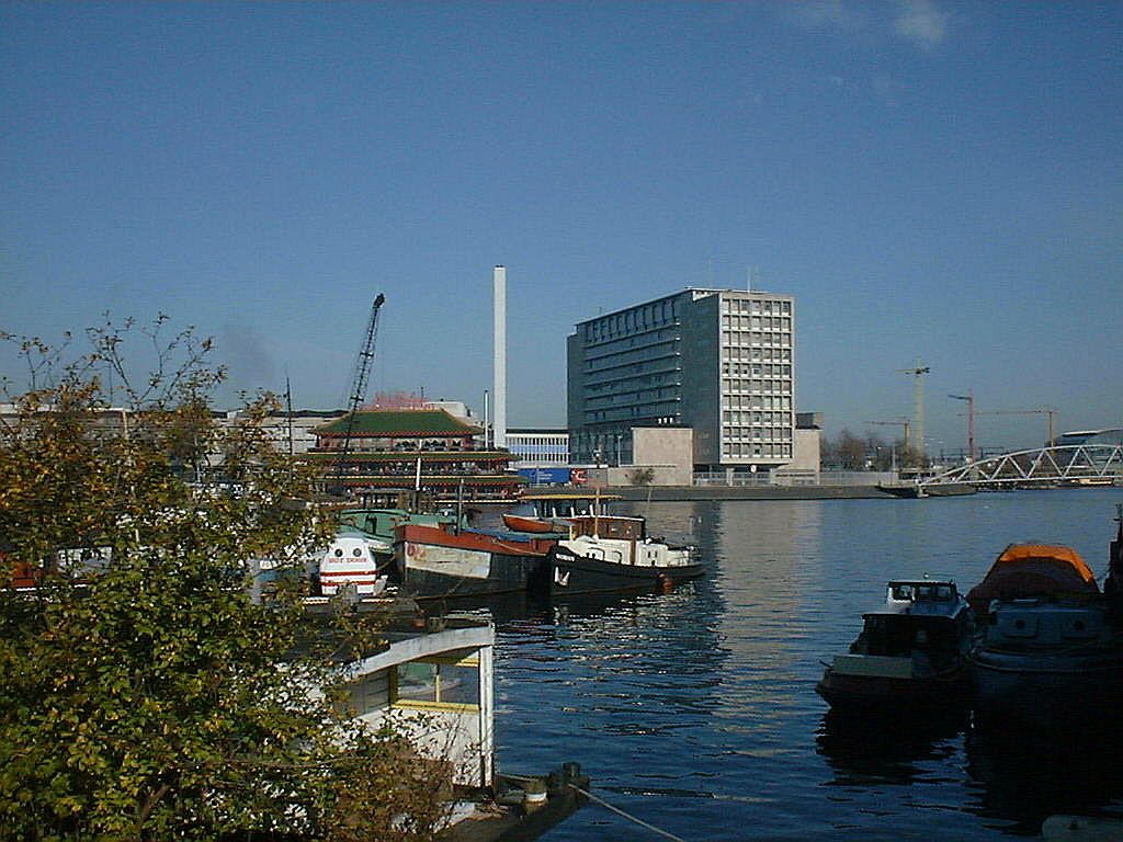 Het Oosterdok- vml. Hoofdpostkantoor PTT - Amsterdam