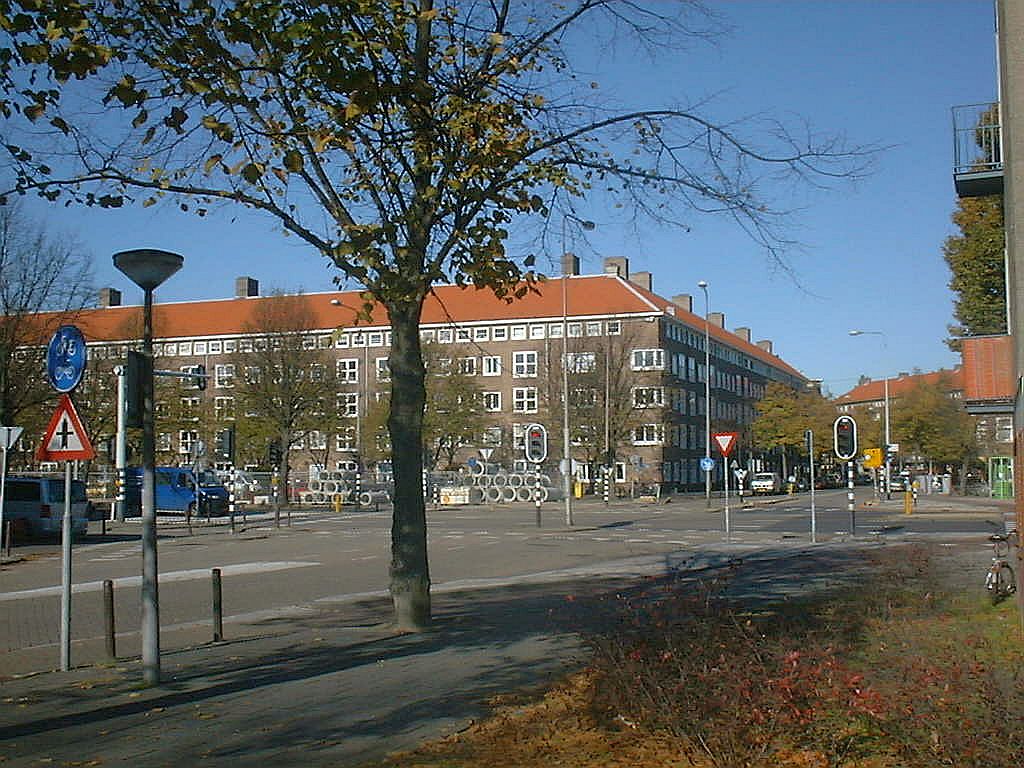 Veluwelaan - Hoek Pres.Kennedylaan - Amsterdam
