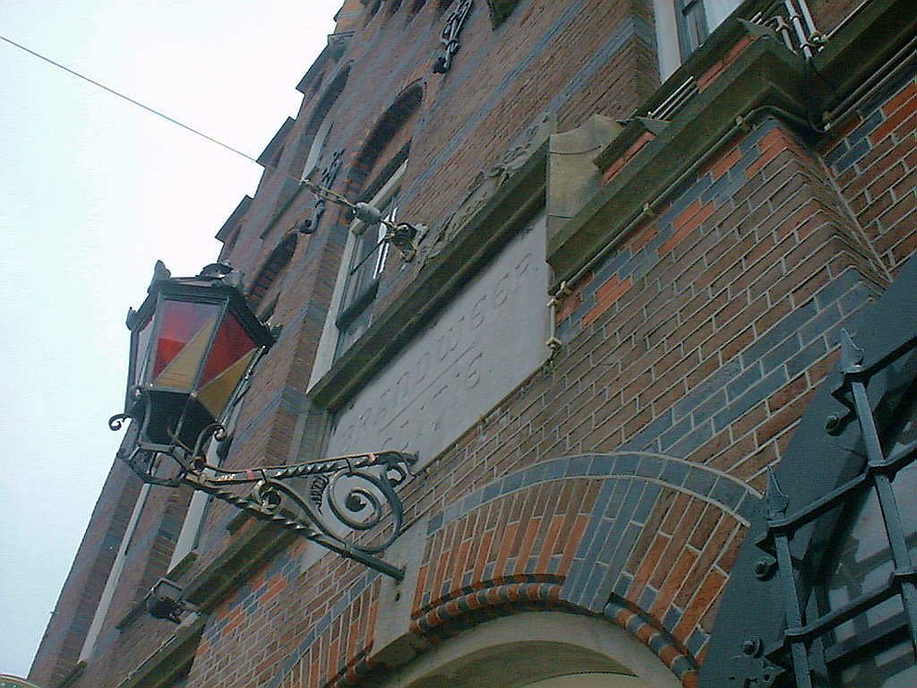 Vml. Brandweerkazerne - Van Baerlestraat 35-37 - Amsterdam