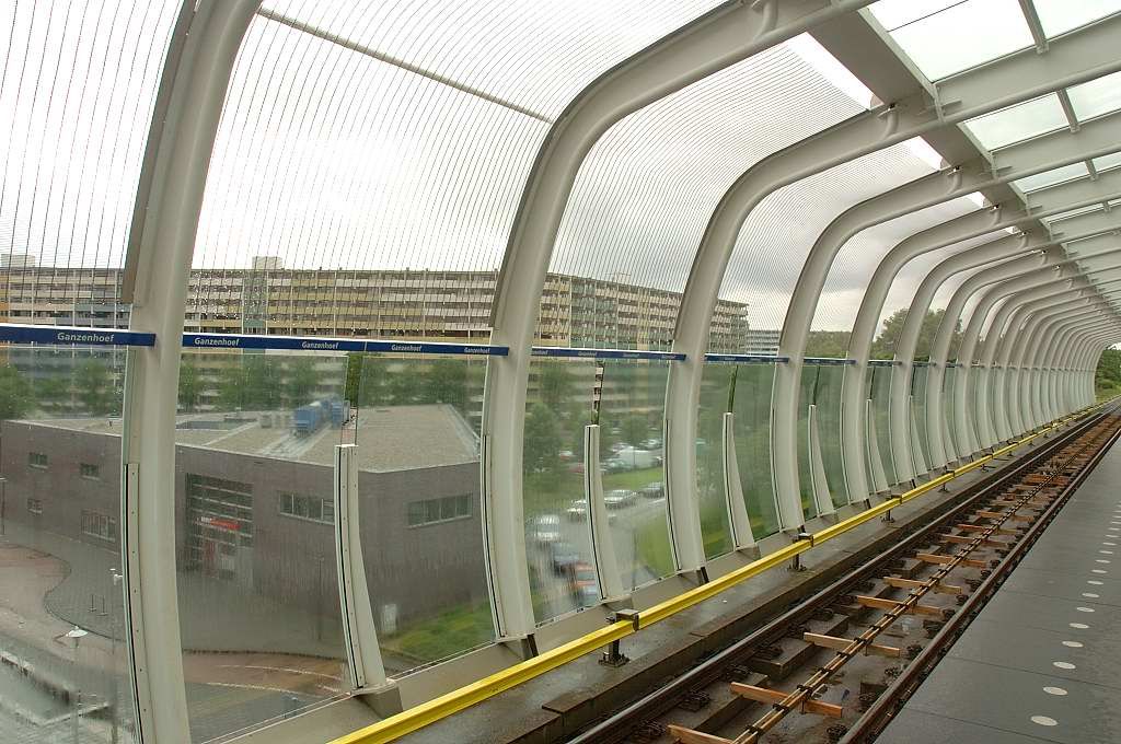 Metrostation Ganzenhoef - Amsterdam