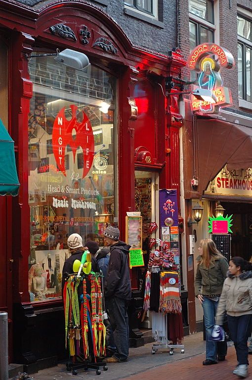 Nieuwendijk - Amsterdam