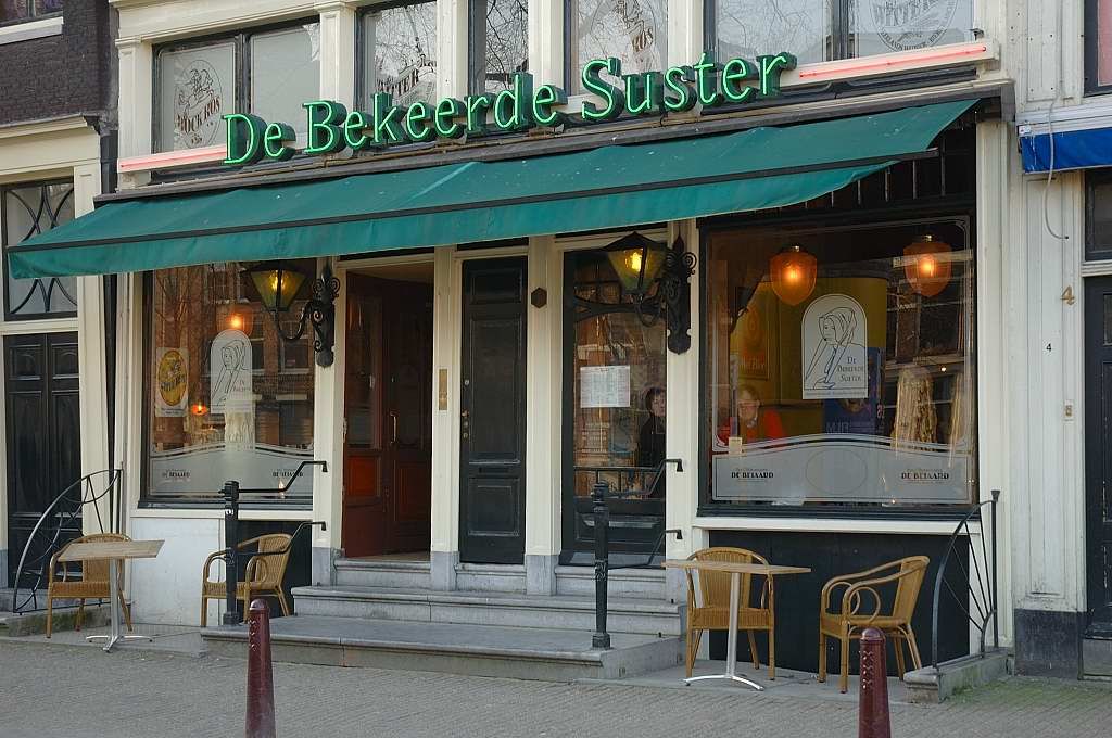 Nieuwmarkt - De Bekeerde Suster - Amsterdam