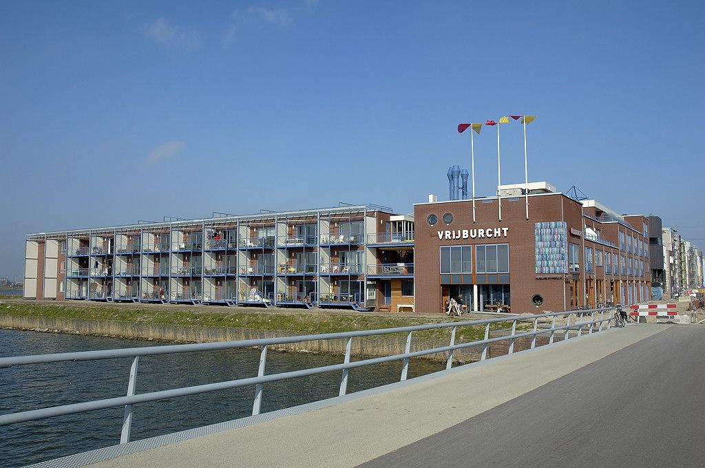 Theater Vrijburcht - Wooncomplex de Roef - Amsterdam
