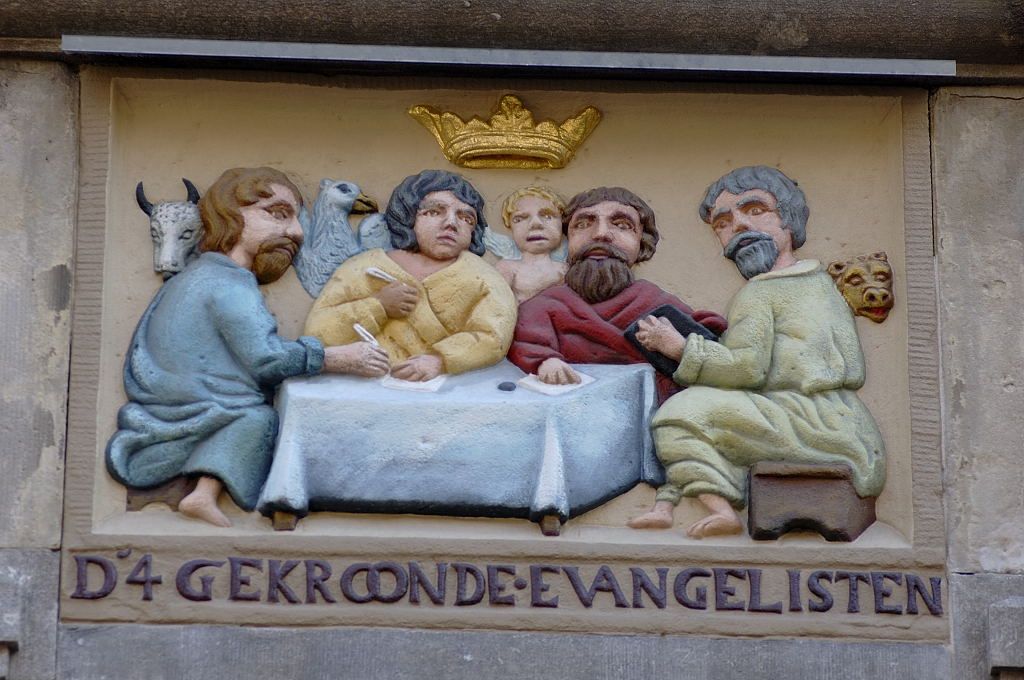 Nieuwezijds Kolk - De 4 Gekroonde Evangelisten - Amsterdam