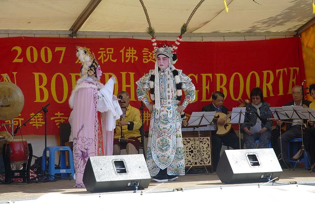 Nieuwmarkt - Viering Geboorte van Buddha - Amsterdam