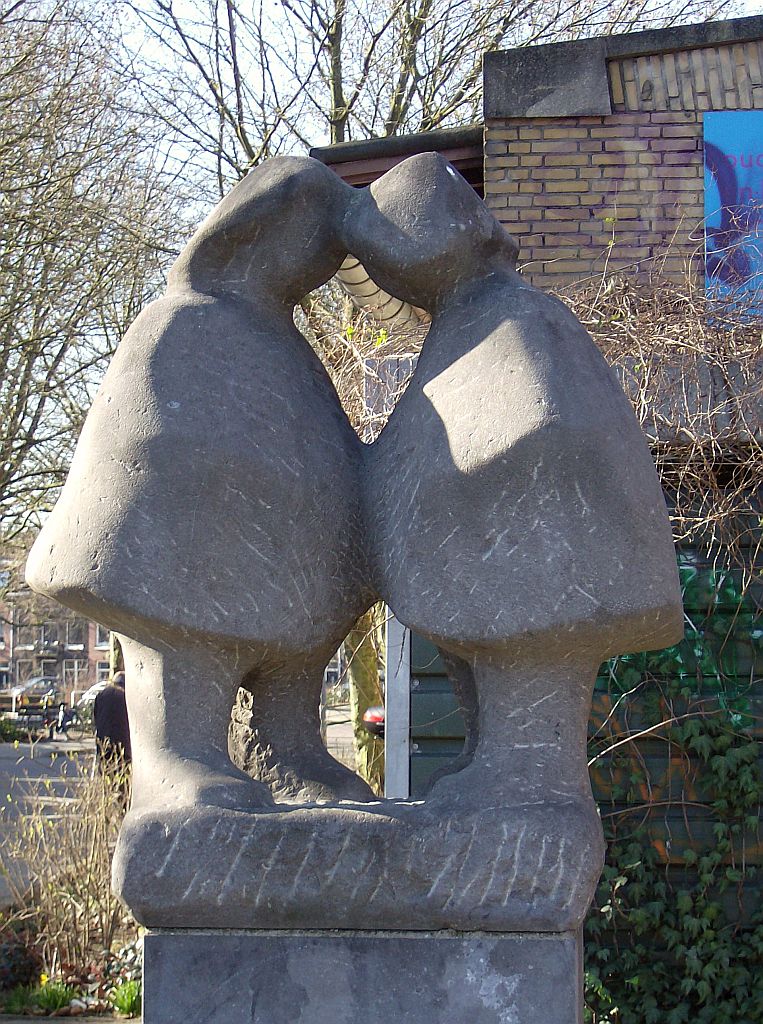 Spelende kinderen van Nel van Lith - Amsterdam