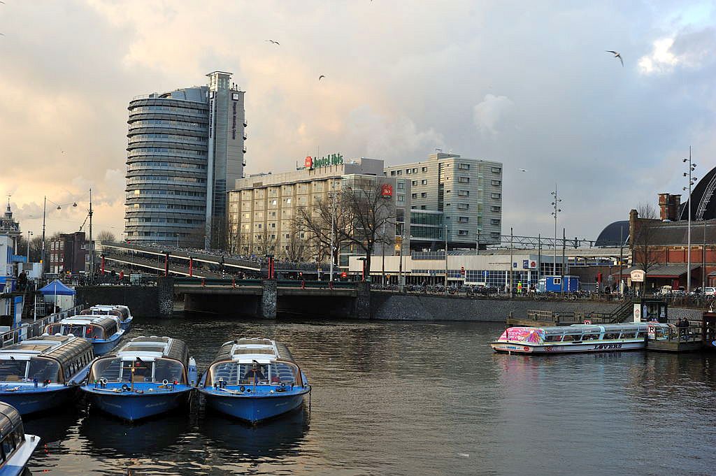 Prins Hendrikkade - De Zilveren Toren - Amsterdam