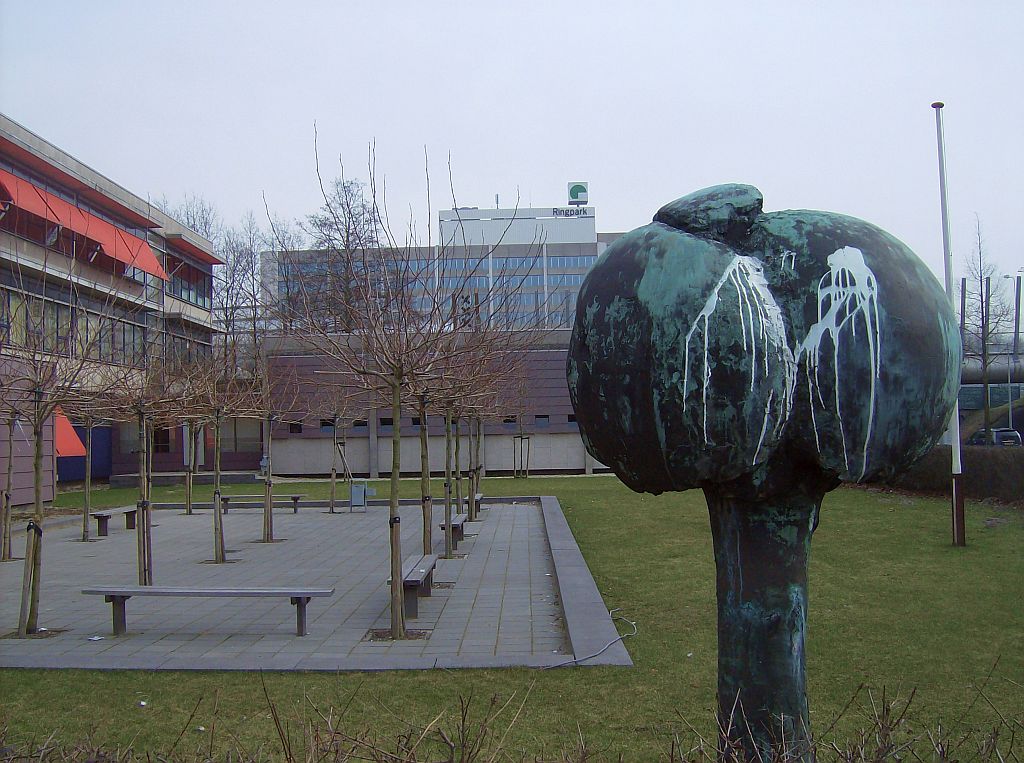 Bronsplastiek Bolacacia - Amsterdam