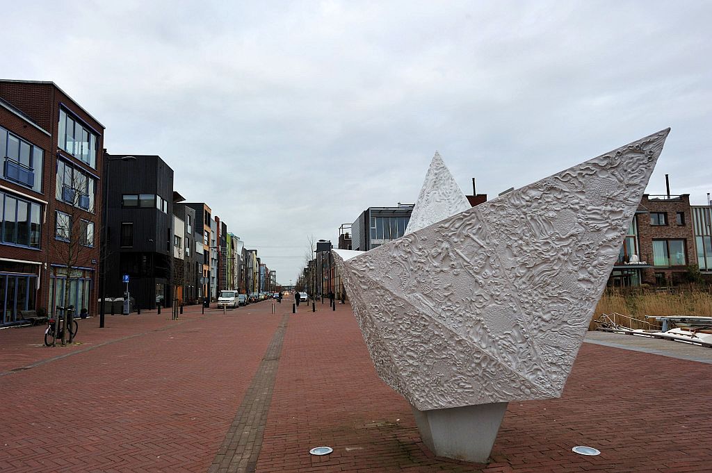 Gevouwen bootje door Suzanne Willems, 2007 - Amsterdam