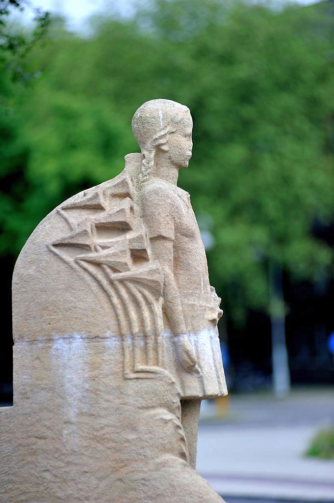 Gezinsleven (Meisjesfiguur) - Amsterdam