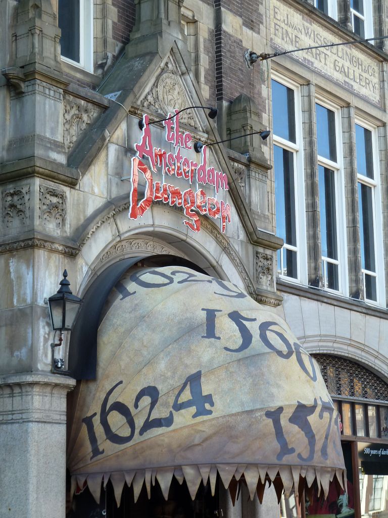 The Amsterdam Dungeon (vml. E.J. van Wisselingh en Co) - Amsterdam