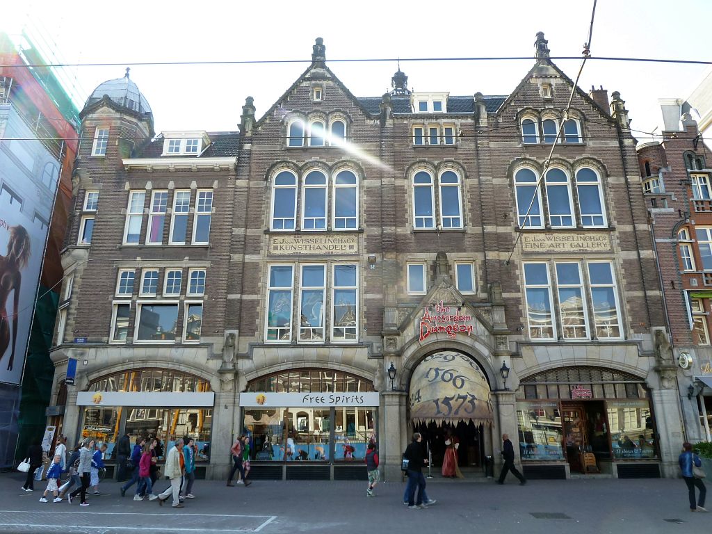 The Amsterdam Dungeon (vml. E.J. van Wisselingh en Co) - Amsterdam