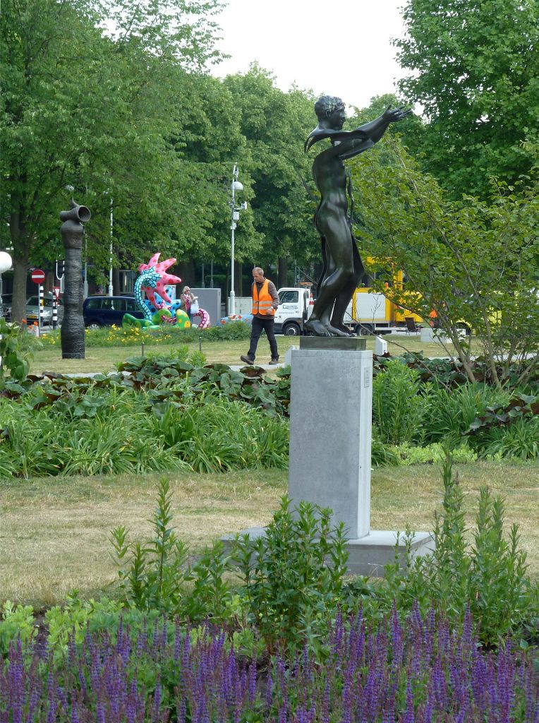 Arman Apollo Offering 1994 - ArtZuid 2011 - Amsterdam