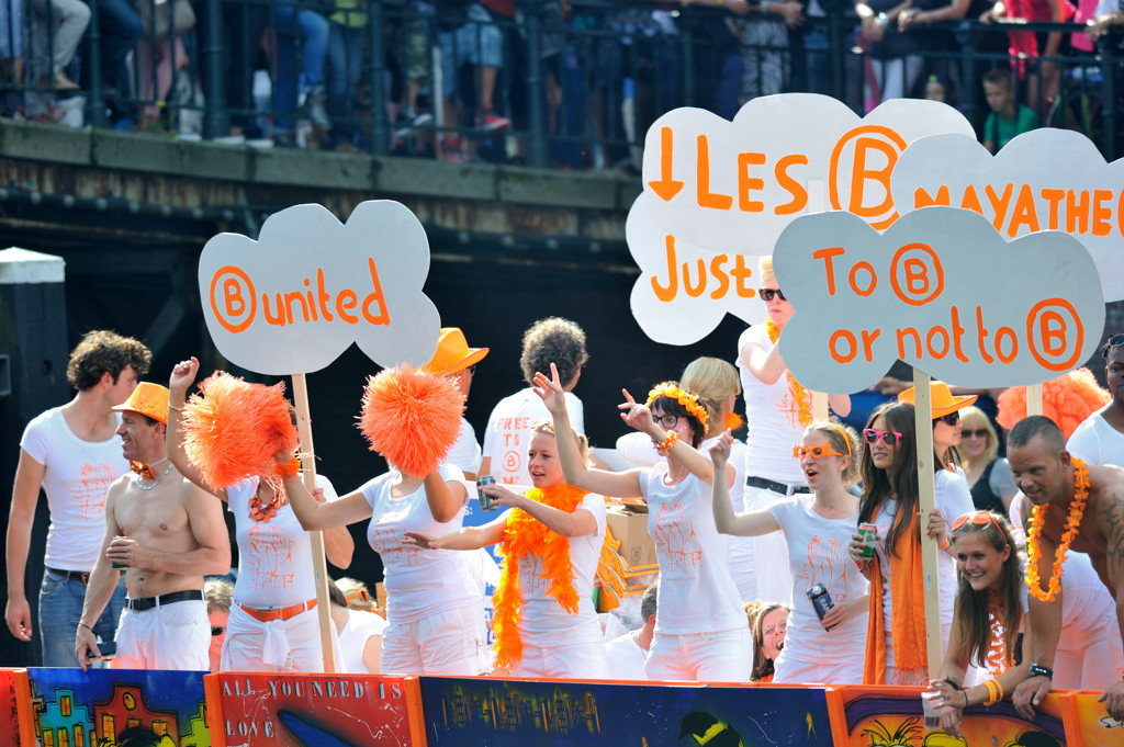 Canal Parade 2012 - Deelnemer Brood - Amsterdam