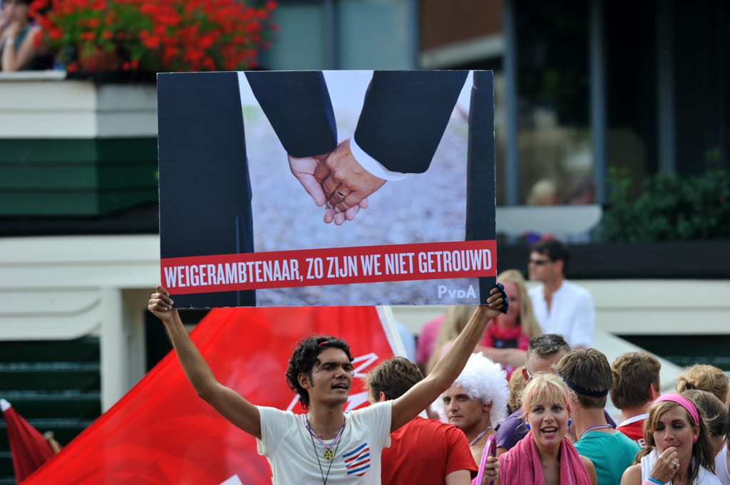 Canal Parade 2012 - Deelnemer  PVDA - Amsterdam