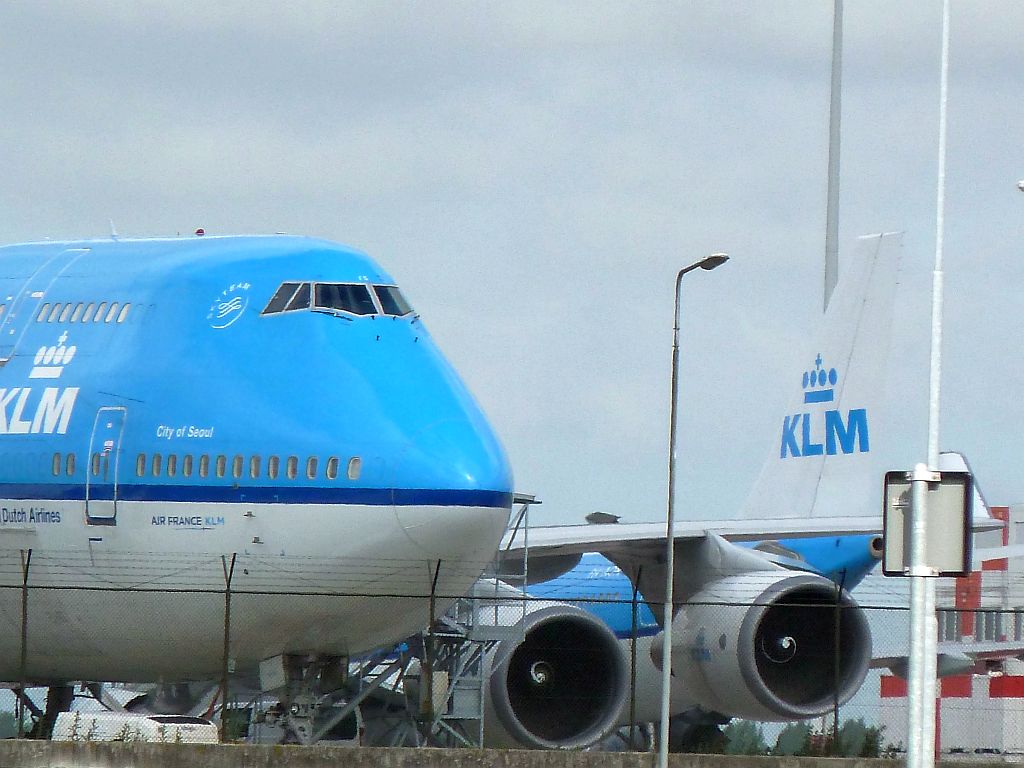 P Platform - PH-BFS Boeing 747-406M City of Seoul - Amsterdam