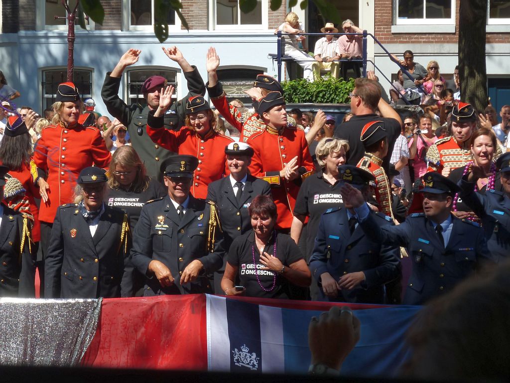Canal Parade 2013 - Deelnemer Stichting Homoseksualiteit en Krijgsmacht - Amsterdam