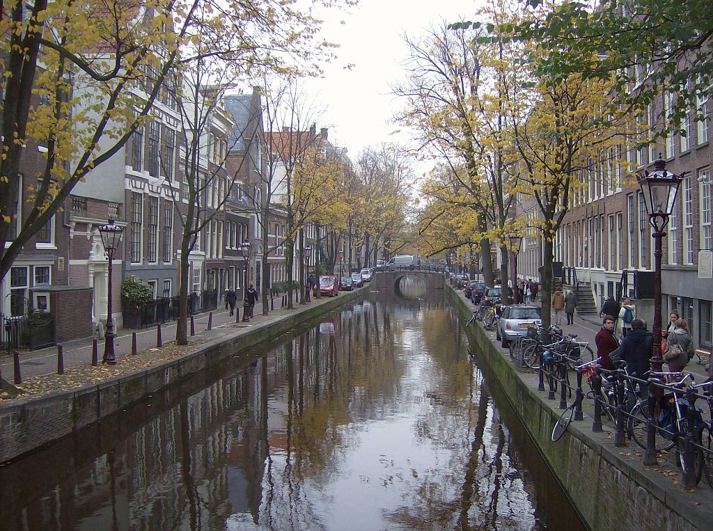 Oudezijds Achterburgwal - Amsterdam