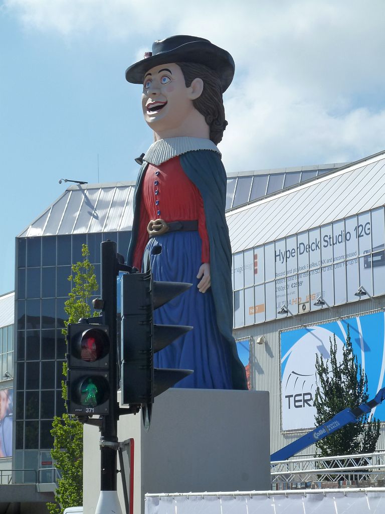 Feestelijke Beeldenreeks van Guillaume Bijl - Reus - Amsterdam
