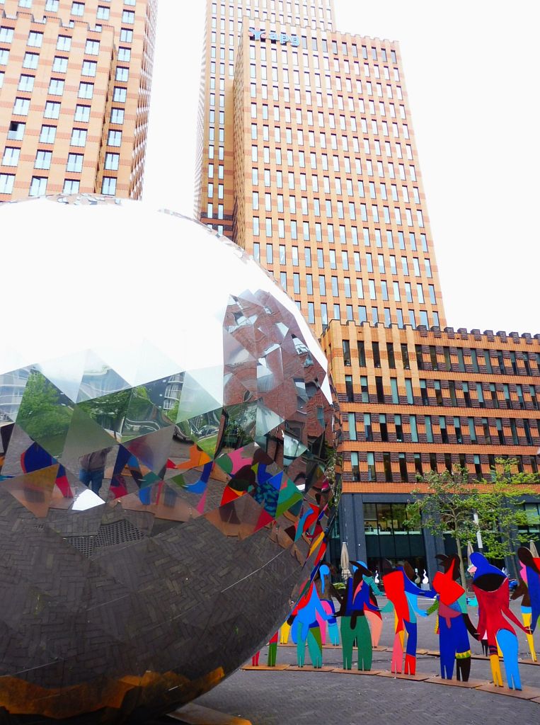 ArtZuid 2017 - Crist�bal Gabarr�n - Enlightened - Amsterdam