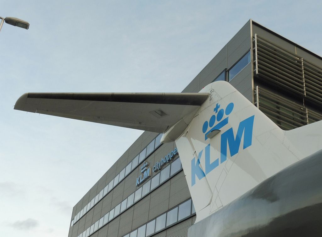 Staartmonument KLM en Fokker Medewerkers - Amsterdam