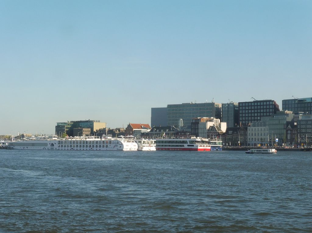 Riviercruise Terminal - Het IJ - Amsterdam