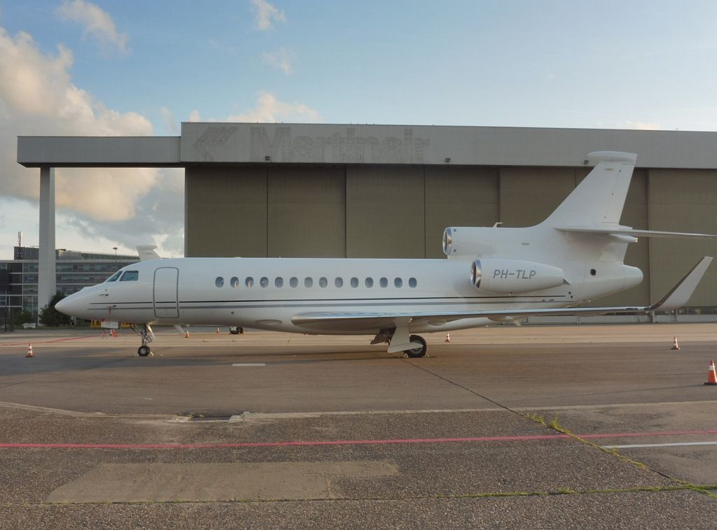 Platform Oost - PH-TLP Dassault Falcon 7X - Amsterdam