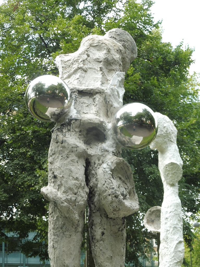 ArtZuid 2019 - Johan Tahon - Pillar II - Amsterdam