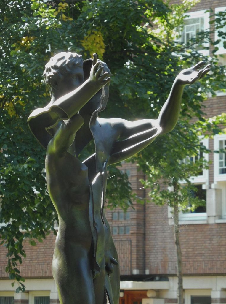 ArtZuid 2019 - Arman - Apollo Offering - Amsterdam