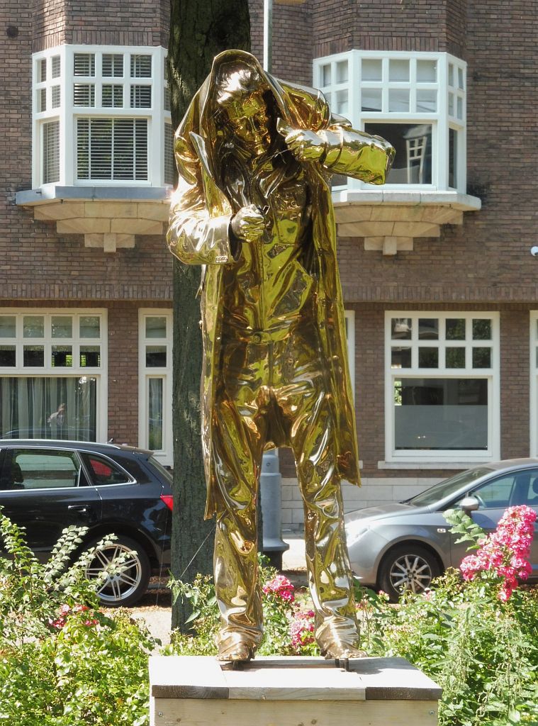 ArtZuid 2019 - Jan Fabre - De man die vuur geeft - Amsterdam